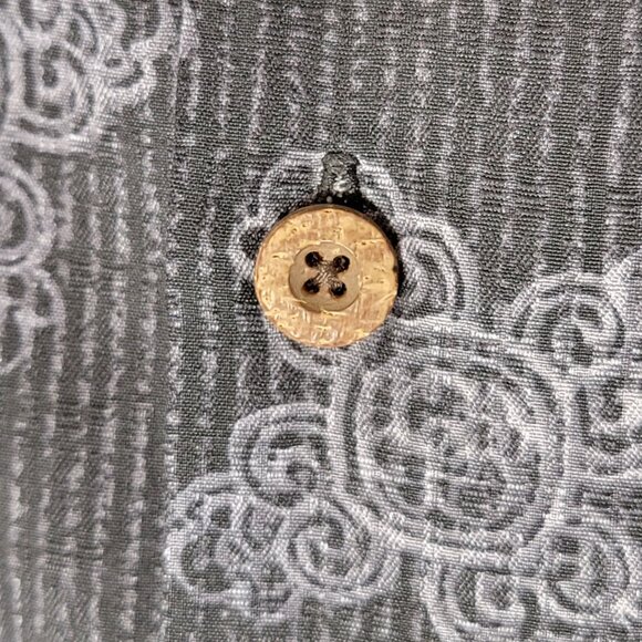 Tommy Bahama Hawaiian Silk Shirt Mens M Black Buttons Resortwear Tribal Tiki - Picture 5 of 15